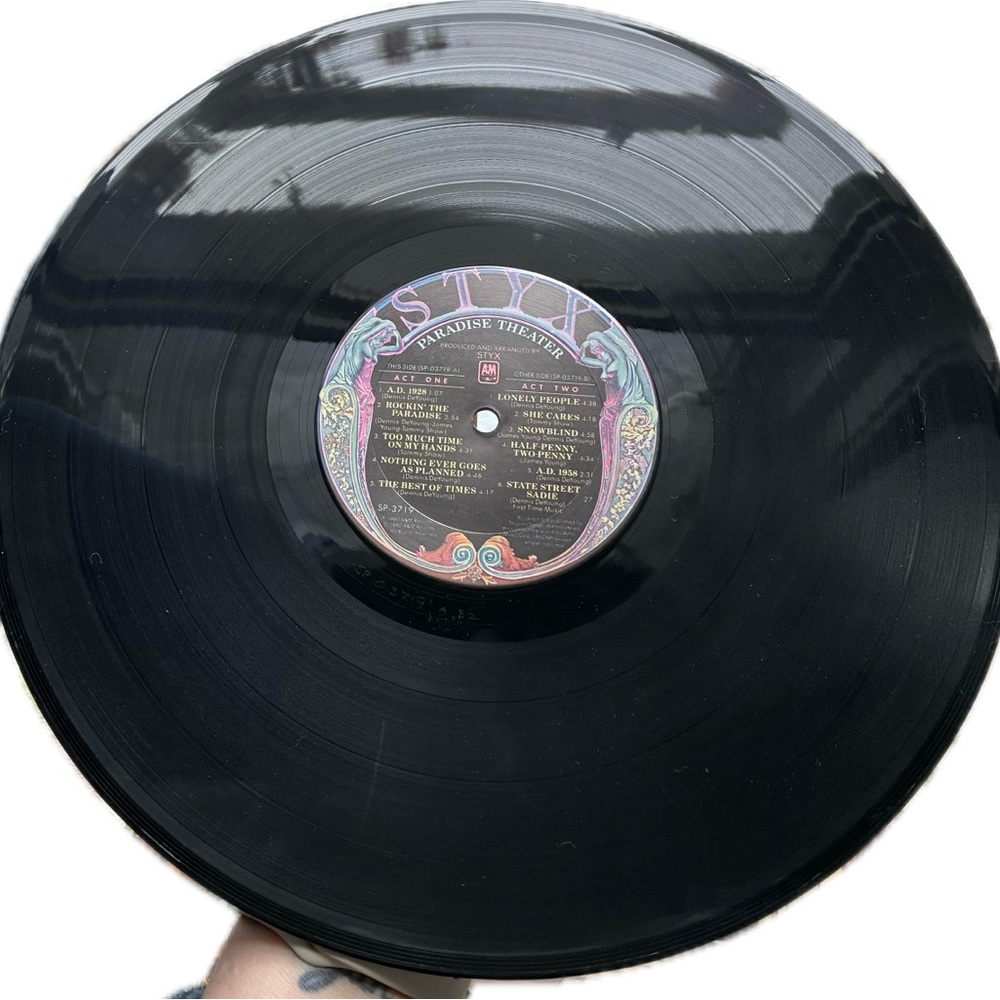 🎵 Styx Paradise Theatre Classic Rock Vinyl Record - Picture 3 of 13